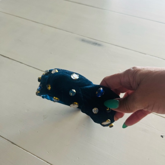 Loft Navy Knot Jeweled Head Band NWOT - Picture 3 of 4